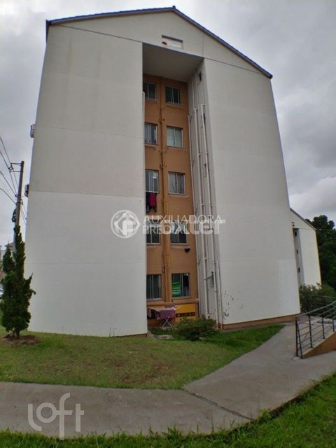 Image 7 - 885939