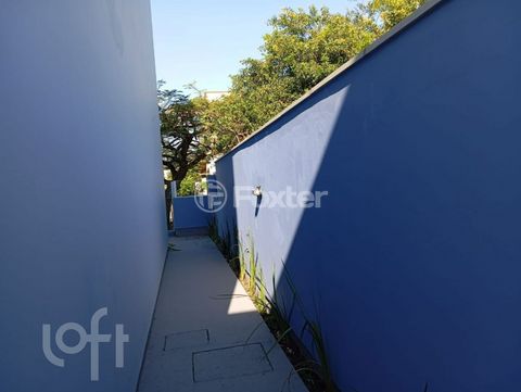 Image 3 - 885963