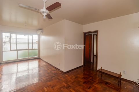 Image 7 - 885964