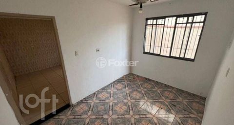 Image 1 - 885971