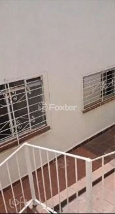 Image 17 - 885971