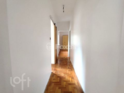Image 7 - 885972