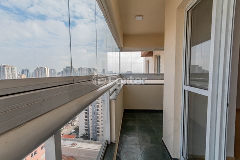 Image 4 - 885977