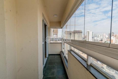 Image 3 - 885977