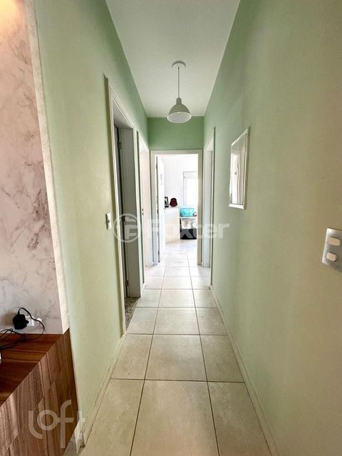 Image 7 - 886057