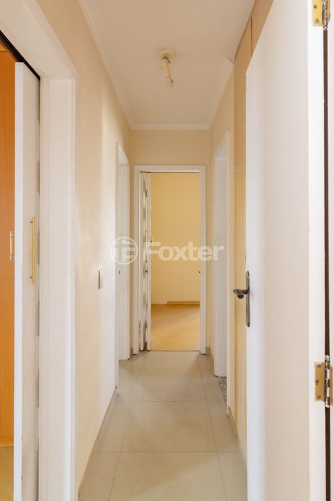 Image 7 - 886086