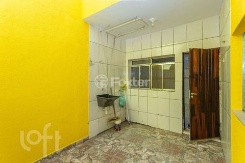 Image 10 - 886087