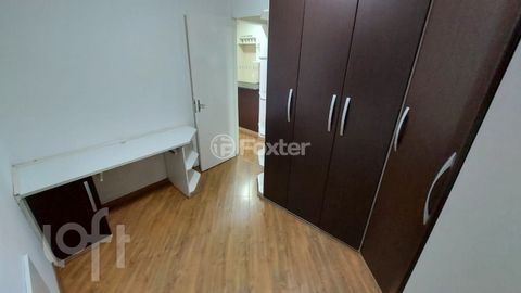 Image 8 - 886103