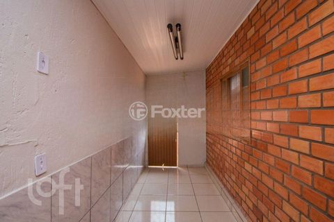 Image 19 - 886110