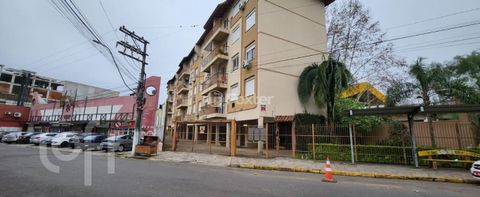 Image 15 - 886125