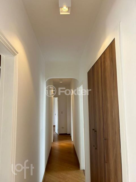 Image 8 - 886141