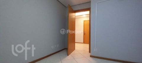Image 13 - 886150