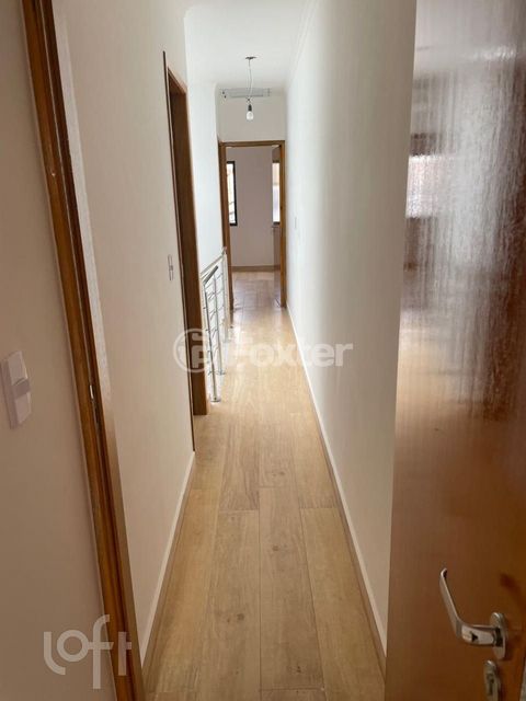 Image 6 - 886163