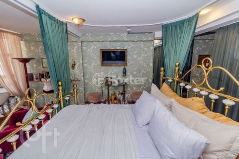 Image 8 - 886173