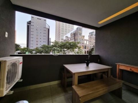 Image 3 - 886174