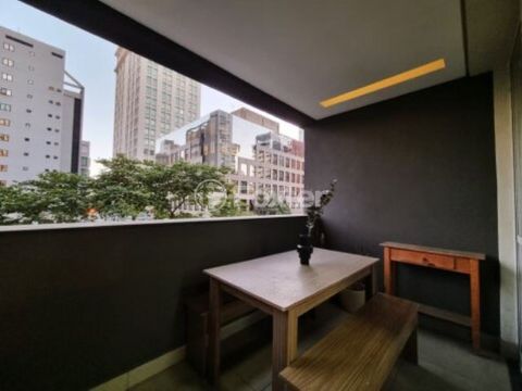 Image 4 - 886174