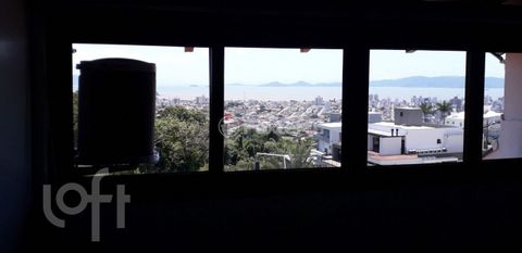 Image 10 - 886175