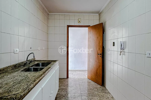 Image 8 - 886181