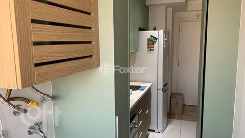Image 7 - 886185