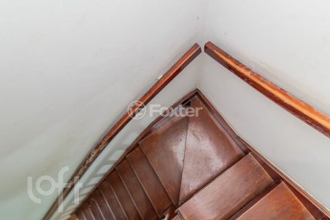 Image 8 - 886188