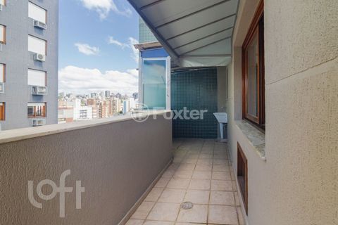 Image 6 - 886225