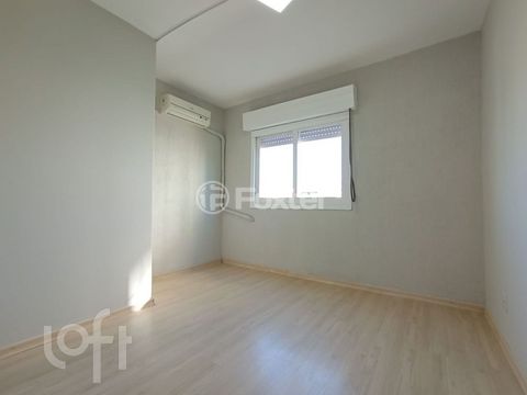 Image 7 - 886233