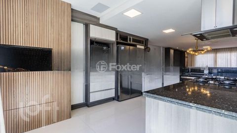 Image 4 - 886255