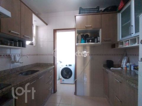 Image 3 - 886258