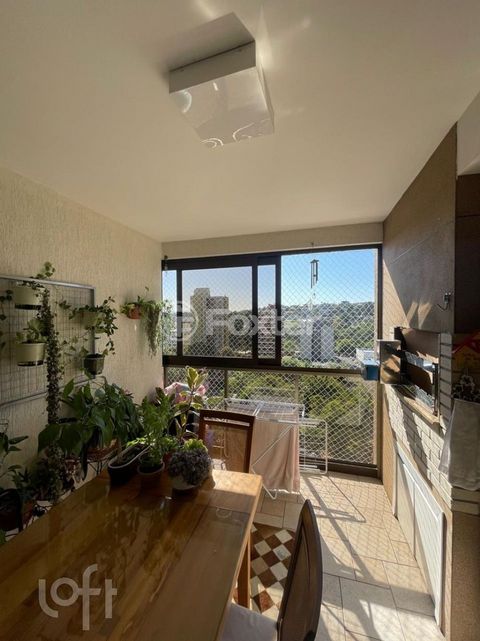 Image 9 - 886261