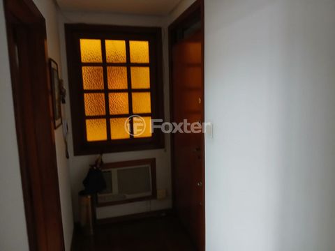 Image 7 - 886262