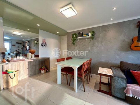 Image 4 - 886286