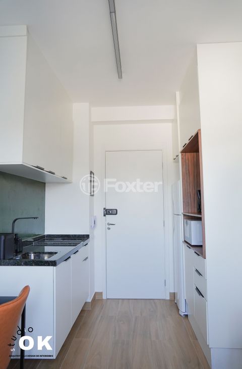 Image 3 - 886287