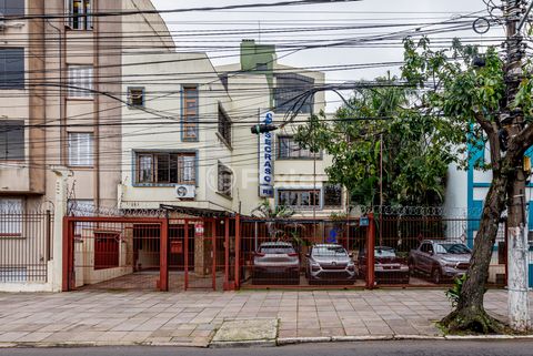 Image 0 - 886288