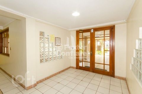 Image 3 - 886349