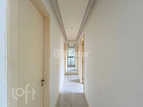 Image 9 - 886364