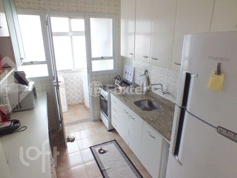 Image 7 - 886373