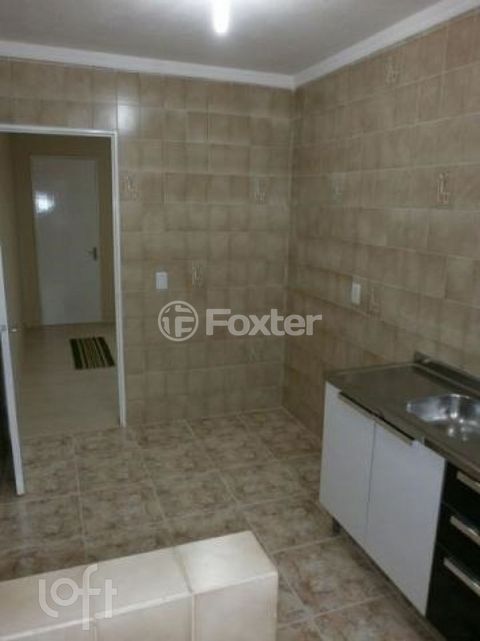 Image 6 - 886401