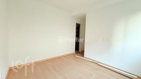 Image 9 - 886423