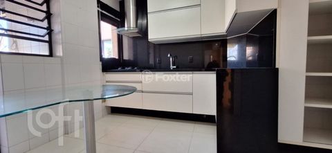 Image 9 - 886426
