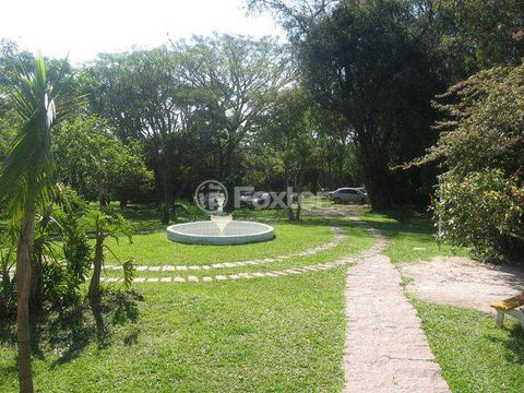 Image 10 - 886431