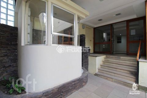 Image 19 - 886456