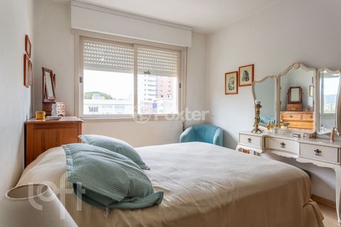 Image 9 - 886456