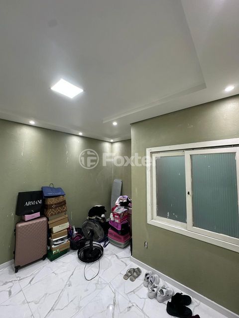 Image 8 - 886465