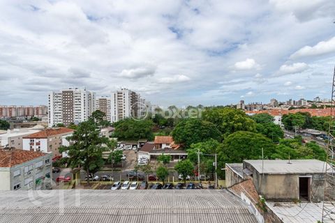 Image 14 - 886466