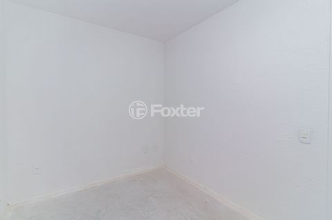 Image 5 - 886507