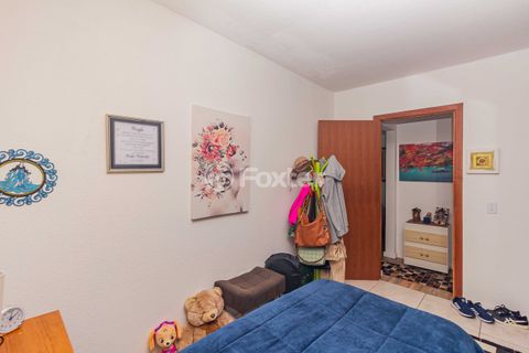 Image 9 - 886508