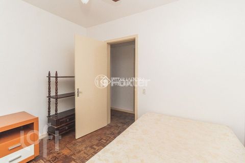 Image 7 - 886509
