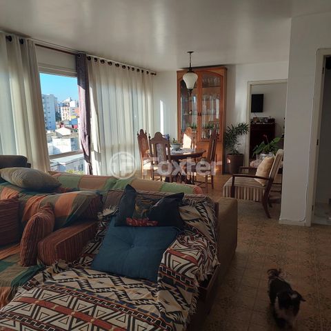 Image 1 - 886513
