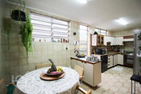 Image 7 - 886519