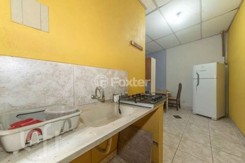 Image 4 - 886520